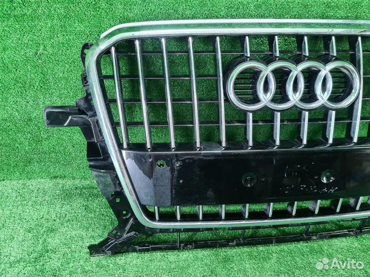 Решетка радиатора Audi Q5 1 8R (2012-2017)