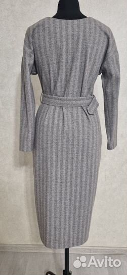Платье серое миди