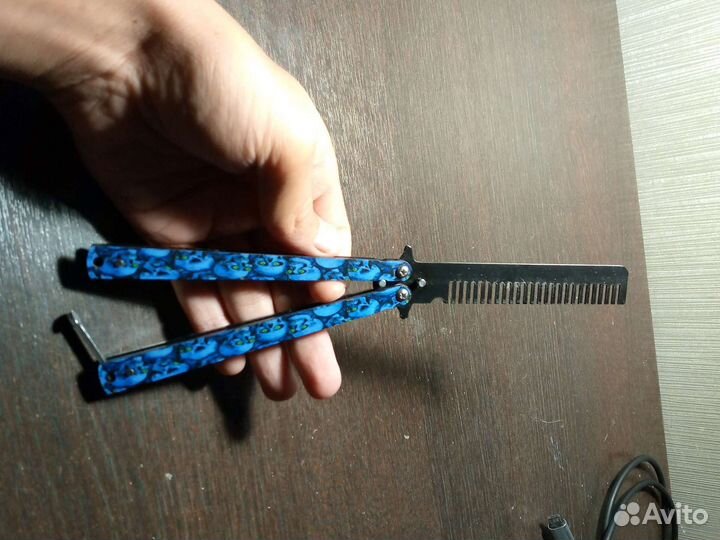 Нож бабочка тренировочная, расчёска