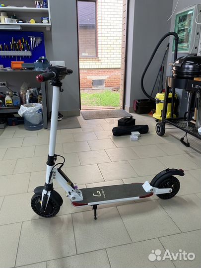 Самокат взрослый электрический бу