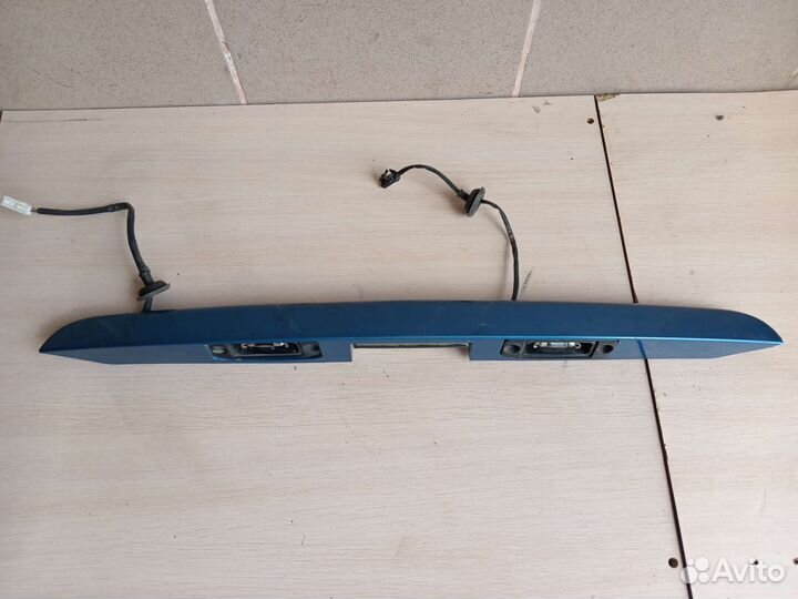 Молдинг двери багажника на киа сид 2011г