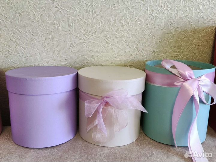 Коробки пакеты подарочные
