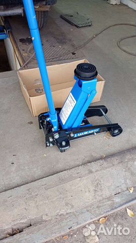 Домкрат гидравлический подкатной 3 тонны 480 мм