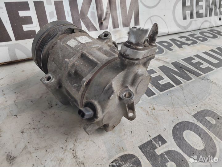 Компрессор кондиционера Opel Corsa D