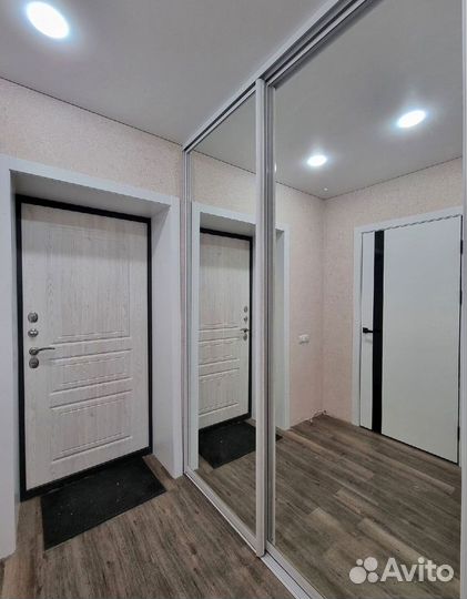 Стильный шкаф купе