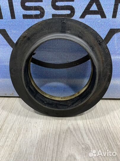 Подшипник опоры стойки Nissan note E11 Лев, Прав