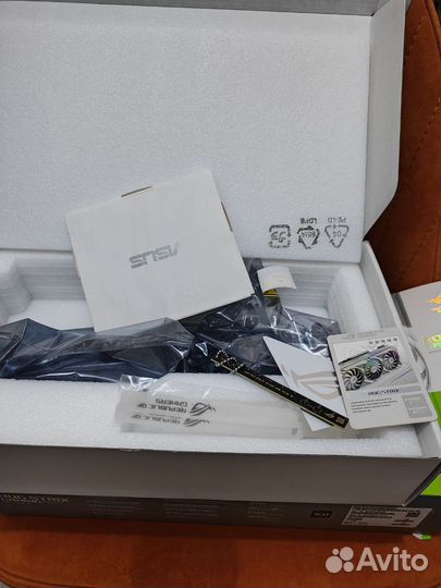 Asus RTX 3080 Rog Strix White Edition 10Gb