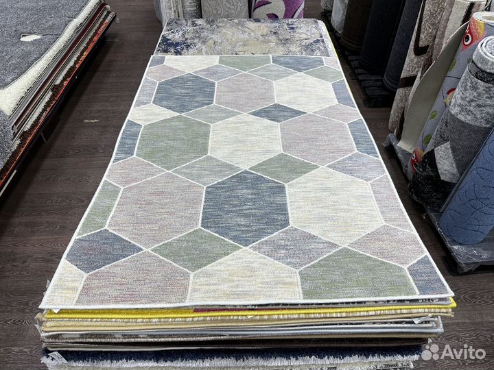Ковер новый 1х1.4м Бельгия