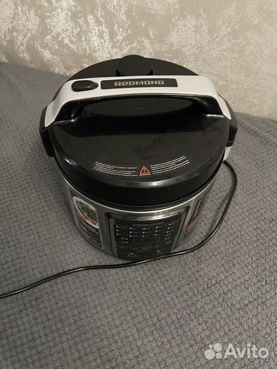 Мультиварка redmond