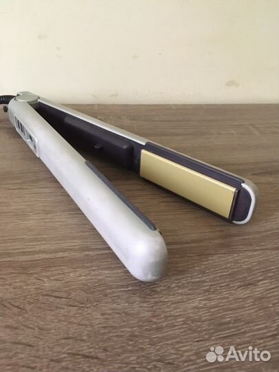 Выпрямитель для волос