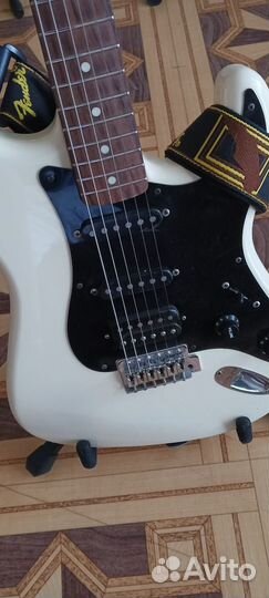 Электрогитара Fender Stratocaster