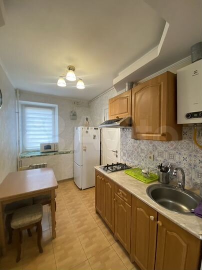 3-к. квартира, 55 м², 1/3 эт.