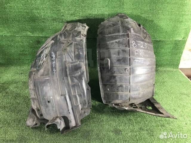 Подкрылки перед Nissan Skyline V36 Infiniti G25/37