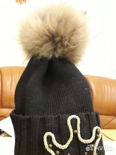 Шапки зимние шерстяные