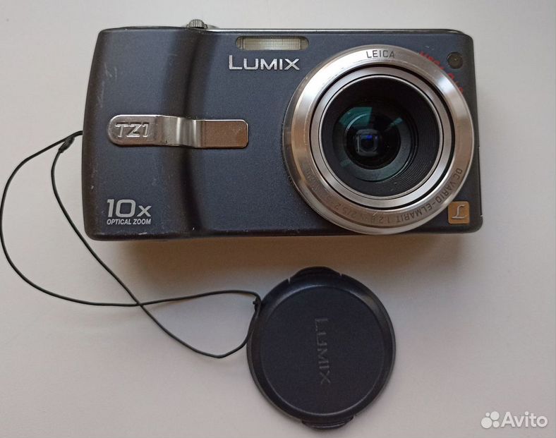 Цифровая фотокамера Panasonic Lumix DMC-TZ1