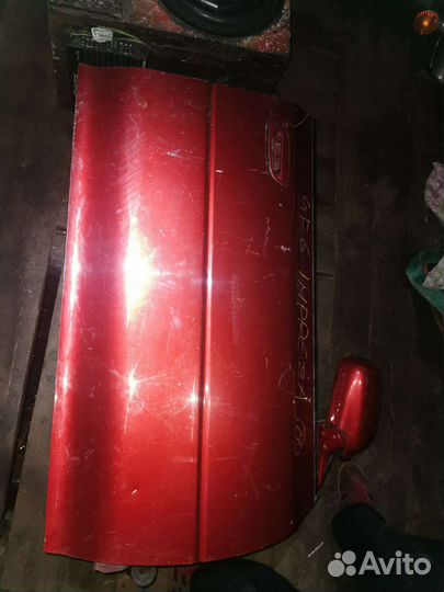 Subaru impreza дверь