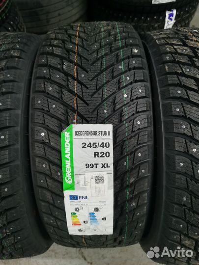 Grenlander Icedefensor Stud II 245/40 R20