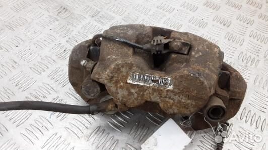 Суппорт тормозной передний правый mercedes benz M