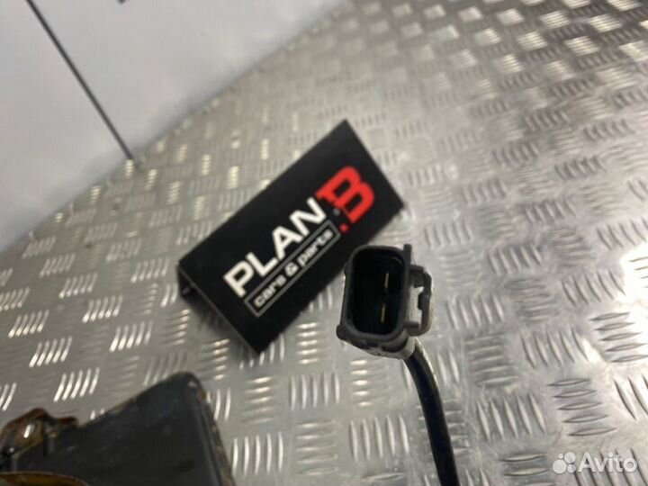 Вентилятор охлаждения радиатора Toyota Rav4 XA20