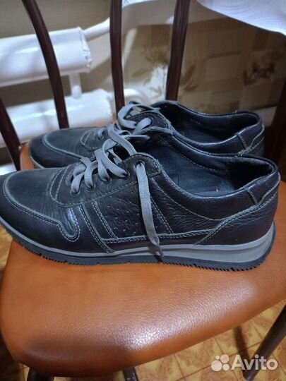 Кроссовки, полуботинки