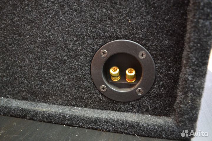 Короб под сабвуфер 10 дюймов