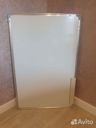 Магнитно маркерная доска