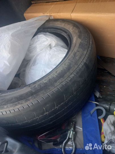 Yokohama dB Decibel E70 215/55 R17