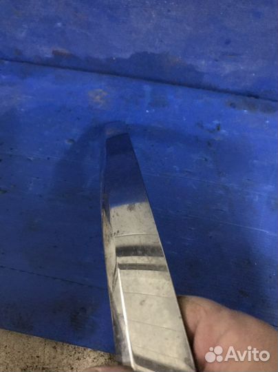 Хром заднего бампера Touareg nf