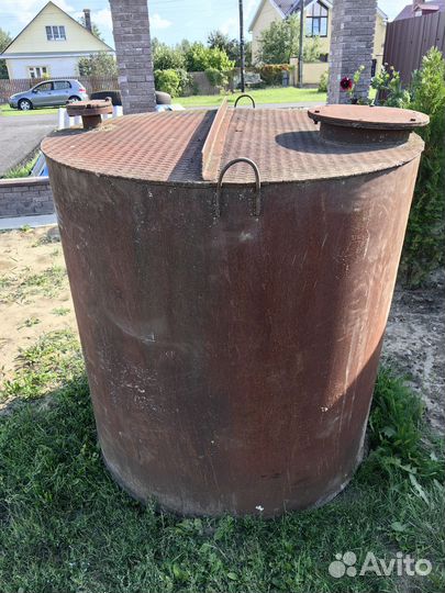 Емкость металлическая