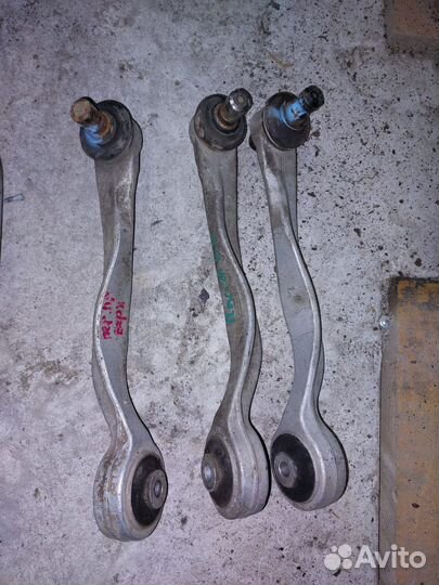 Рычаг передний верхний фольксваген пассат В5 ауди