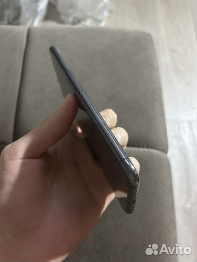 Телефон iPhone Xs max 64 gb