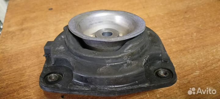 Опора переднего амортизатора Nissan Qashqai