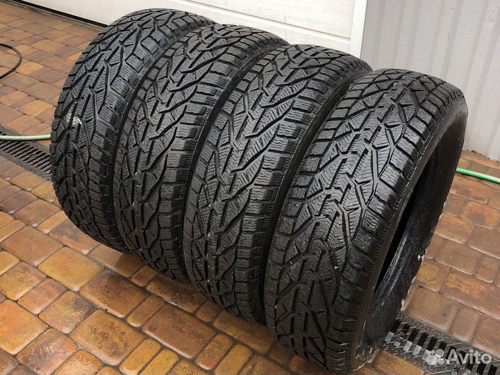 Tigar Winter 215/70 R16 100H