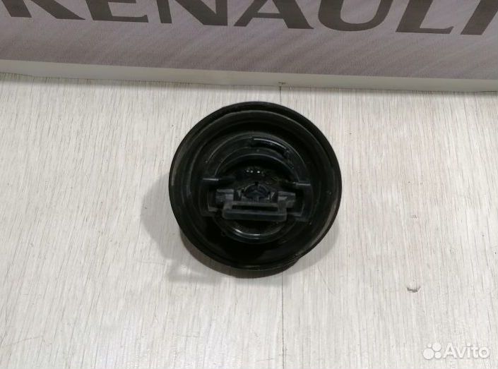 Крышка бензобака Renault sandero 2