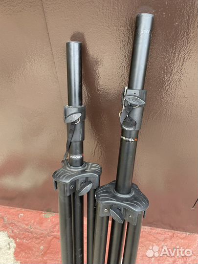 Стойки-тренога Proel (Италия) для колонок (ас)