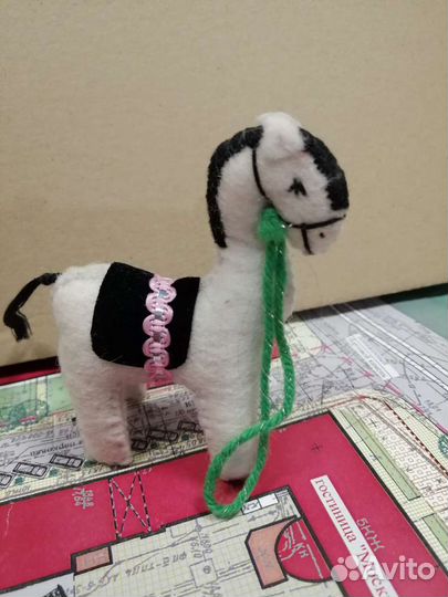 Сувенир из войлока 