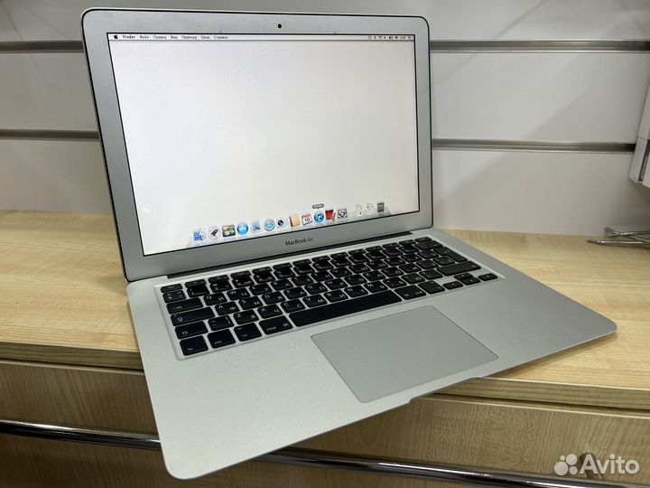 Ноутбук макбук Air 13 2011 intel i5