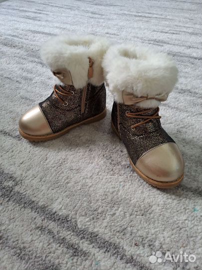 Сапожки для девочки