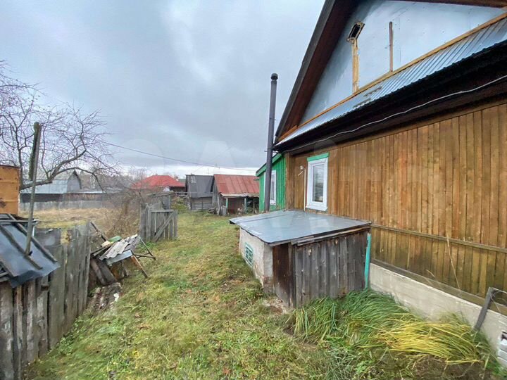 Дом 33,3 м² на участке 10 сот.