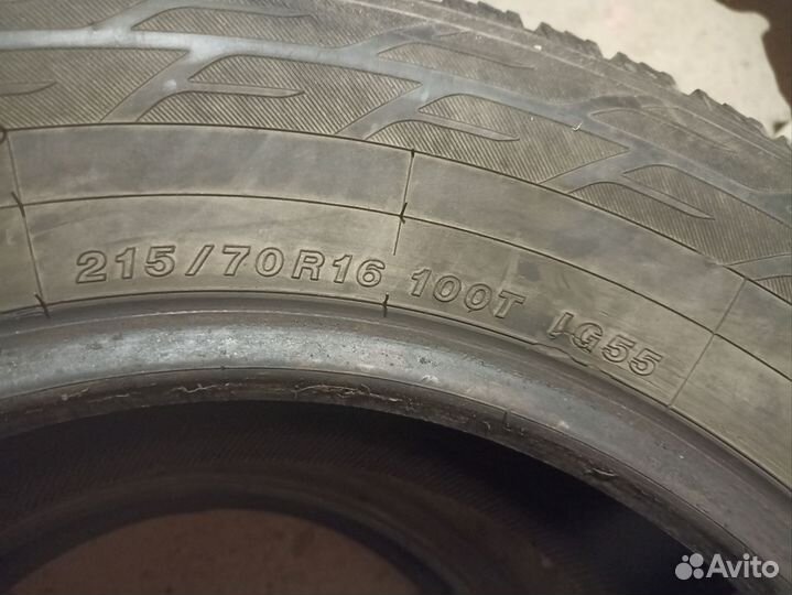 Yokohama Ice Guard Stud IG55 215/70 R16