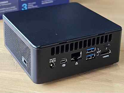 Неттоп Intel NUC Intel Core i7