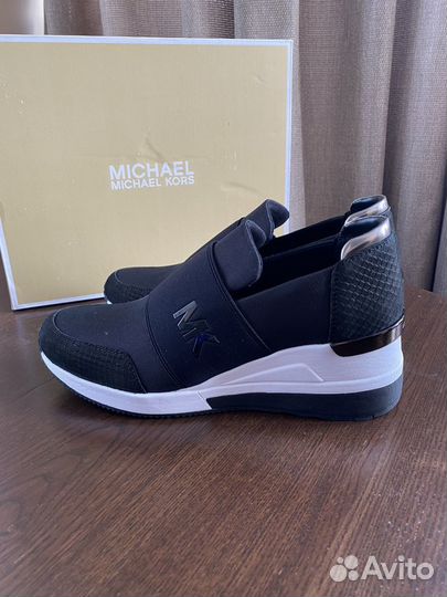 Michael kors US9,5, US10 оригинал