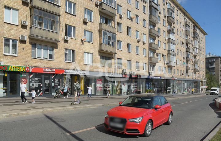 428.6 кв.м/Аренда торгового помещения/Метро Универ