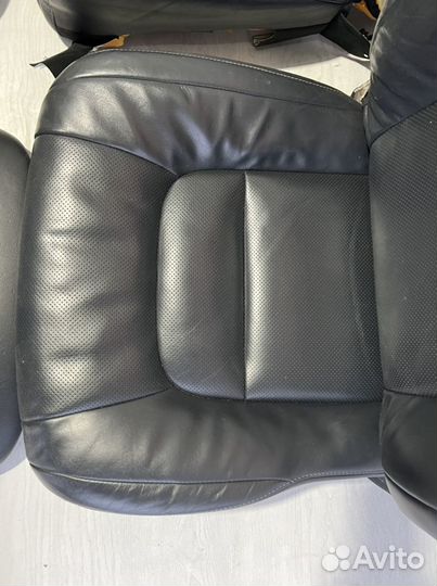 Toyota Land Cruiser 200 сиденья передние