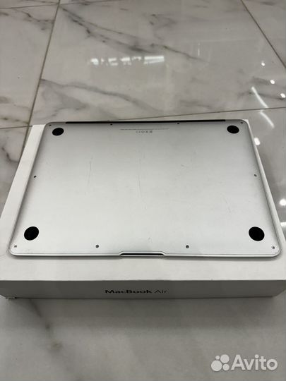 Apple macbook air 13,3