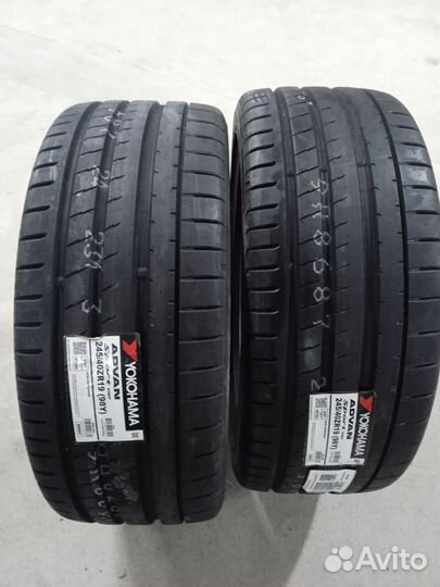 Yokohama Advan Sport V107 245/40 R19 и 275/35 R19 98Y