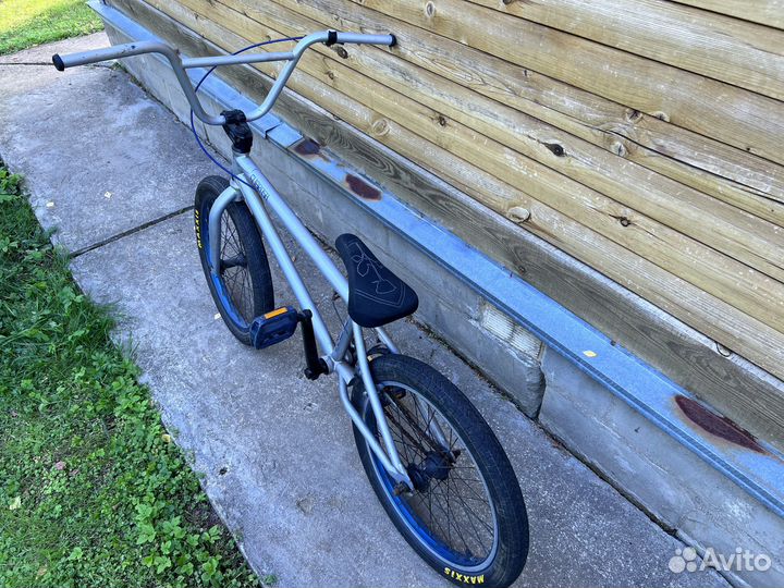 Велосипед BMX Subrosa Grey для прыжков б/у