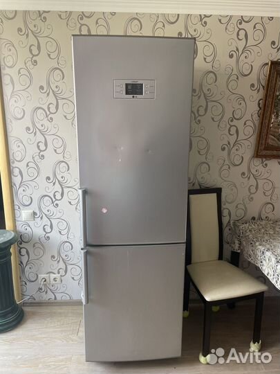 Холодильник LG