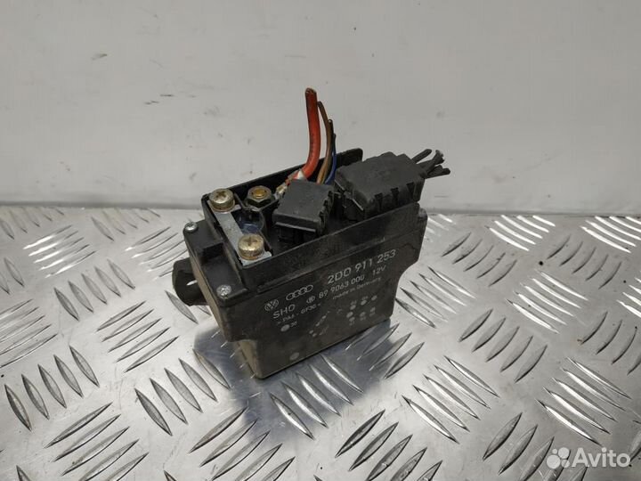 Реле накала свечей Volkswagen LT 2 2003 2D0911253