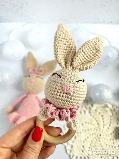 Заяц погремушка набор вязанный
